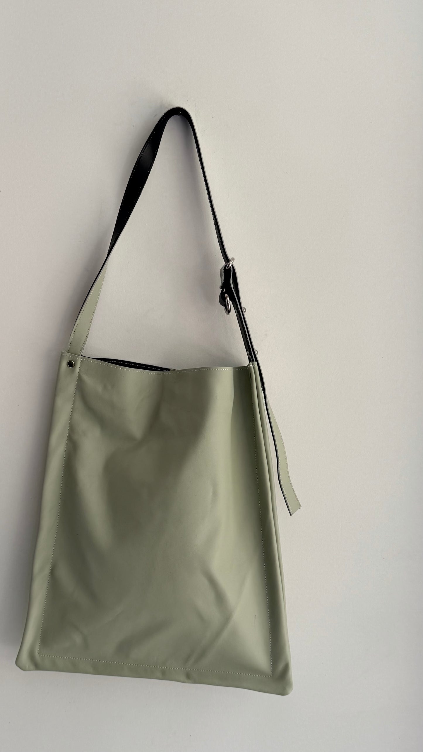 the Flat Tote